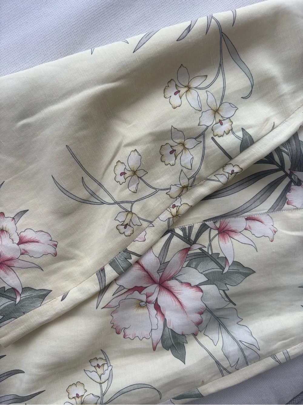 Light Print yellow floral print Tommy Bahama skirt